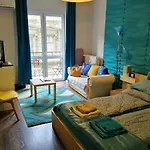 Vilmos-lak * Budapest